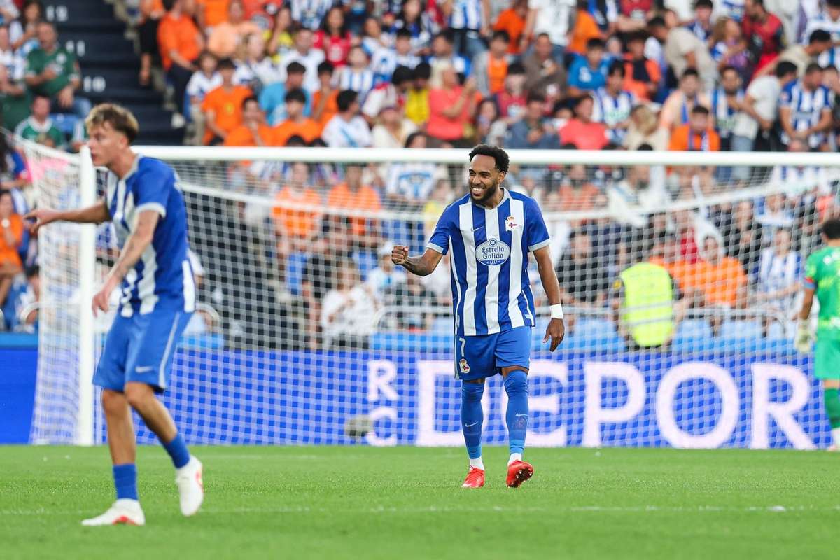 LaLiga : Aubameyang frappe encore, le Deportivo domine Valence
