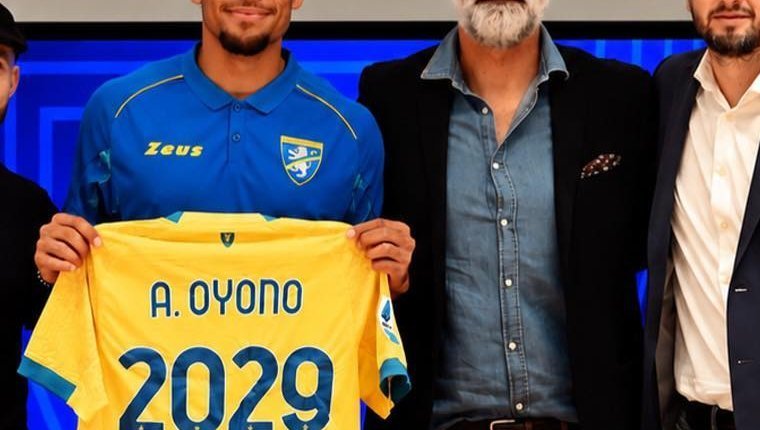 Serie A : Anthony Oyono prolongé jusqu'en 2029 par Frosinone