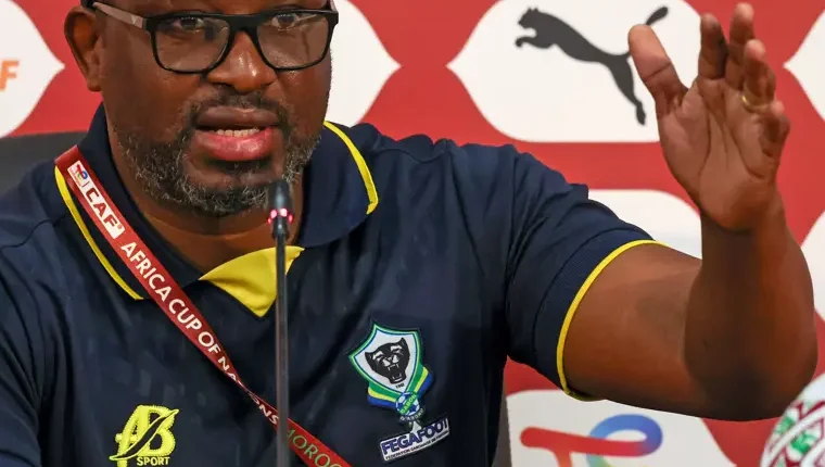 Panthères du Gabon : Thierry Mouyouma réclame ses impayés, la Fégafoot sous pression