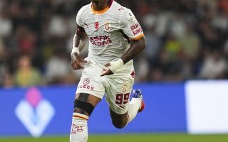 Galatasaray : Mario Lemina forfait contre le Sporting, le Gabon retient son souffle