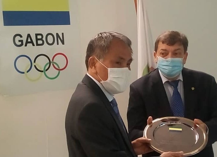 L'ambassadeur du Japon au Gabon chez Léon-Louis Folquet