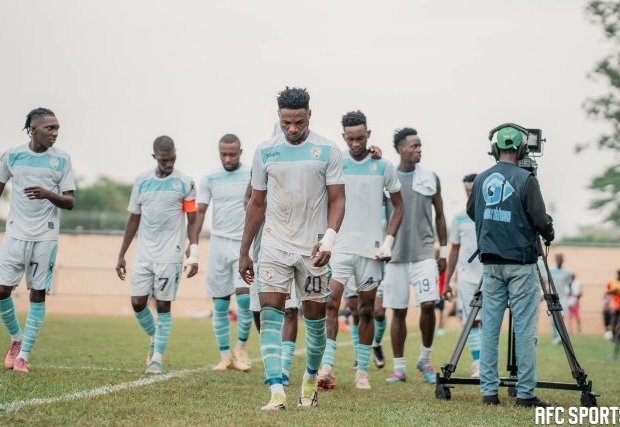 National foot 1 : le Centre Mberi sportif s'impose sans rassurer face à l'AS Dikaki