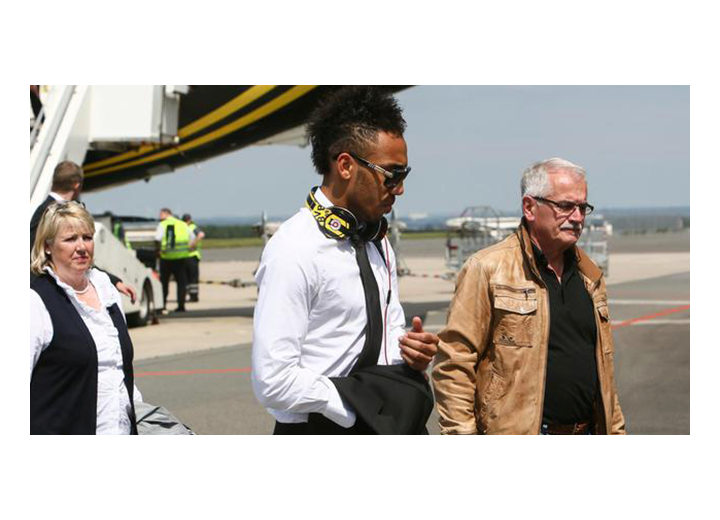Aubameyang réfute à son tour son probable départ de Dortmund