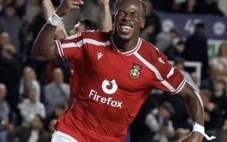Championship : Jacques Ekomié marque dès son 2e match, Wrexham écrase Millwall
