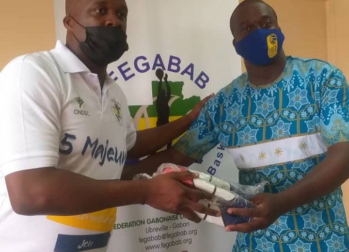 La Libabe reçoit du matériel de la Fédération gabonaise de basket-ball