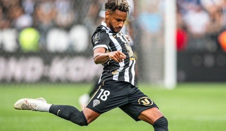 Ligue 1 : Jim Allevinah retrouve l'entraînement collectif avant Brest