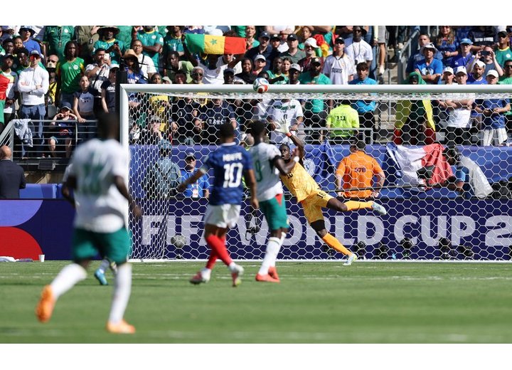 Mondial 2026 : Le Sénégal courbe l'échine devant la puissance offensive de la France